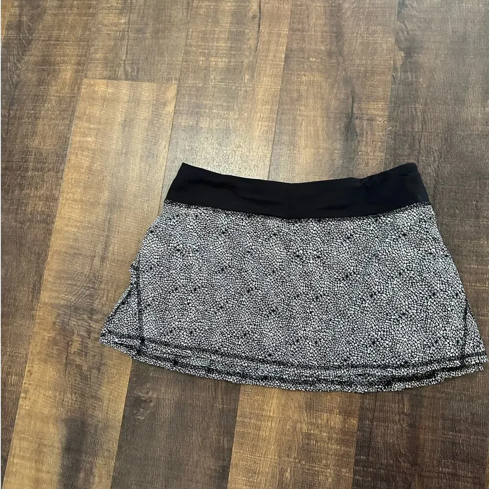 Lululemon Pace Rival Skirt Black White Floral Running Tennis Skort Size 8